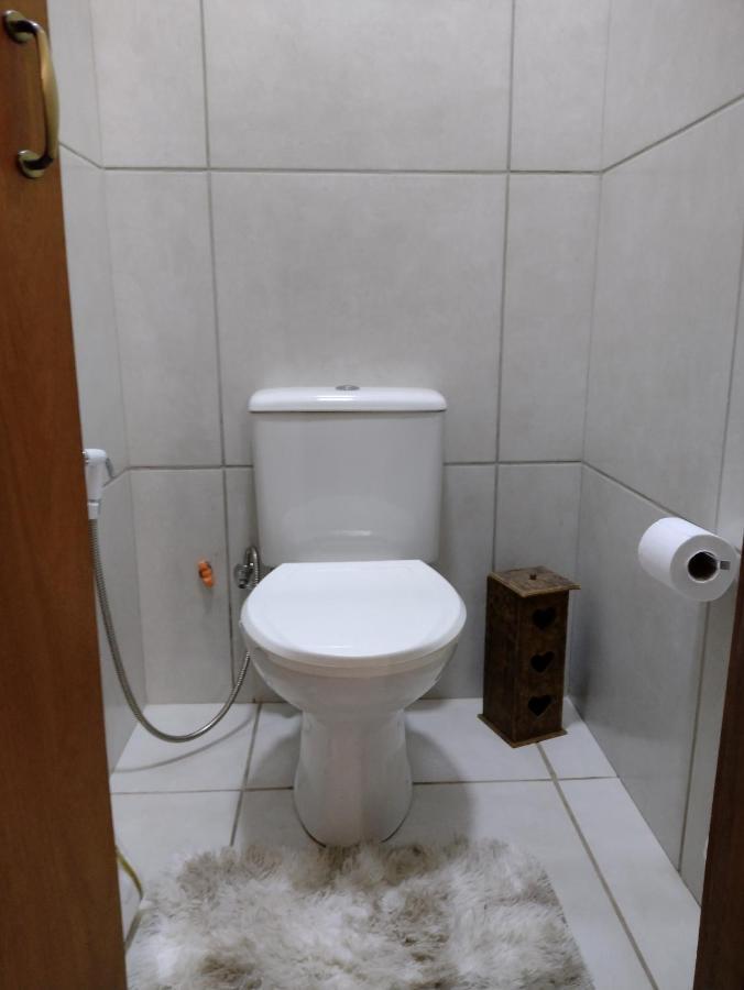 Casa Inteira, Grande Suite, Dois Chuveiros, Sala ,Cozinha E Garagem Privativa Total Conforto, Melhor Que Hotel! 보투카투 외부 사진