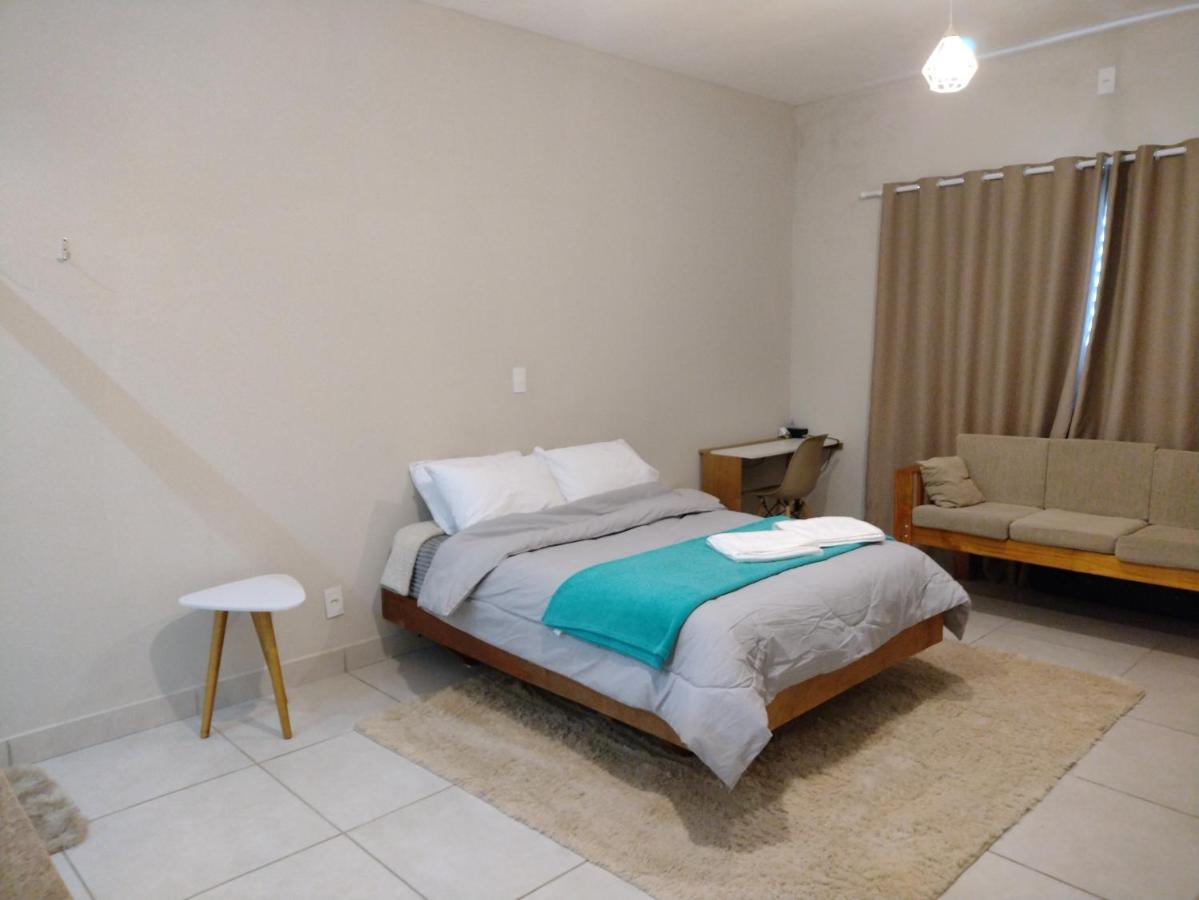 Casa Inteira, Grande Suite, Dois Chuveiros, Sala ,Cozinha E Garagem Privativa Total Conforto, Melhor Que Hotel! 보투카투 외부 사진